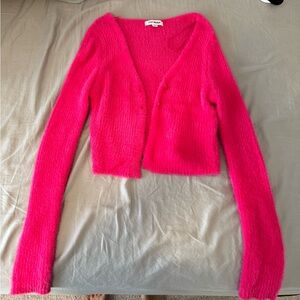 XS STEVE MADDEN top with two buttons.